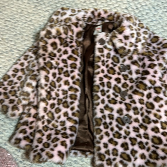 Gymboree Girls Pink Leopard Faux Fur lined Coat W/Pockets Size XS 3/4-EUC - Picture 4 of 4